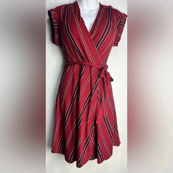 MONTEAU Trendy Plus Size Faux-Wrap Dress - Picture 1 of 5